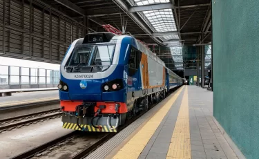 Новогодний ажиотаж: дополнительные поезда запускают по всему Казахстану