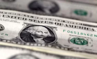 Доллар подскочил до 522 тенге: курсы валют на 10 декабря