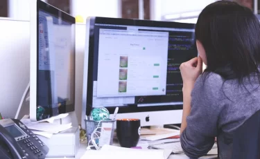 «Шеф, я в универ»: выяснилось, кто в Казахстане учится бесплатно