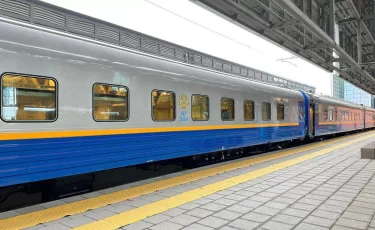 Поезда встали в снегу: КТЖ сообщил о массовых задержках