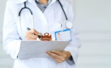 Фонд социального страхования потерял 96 млрд тенге