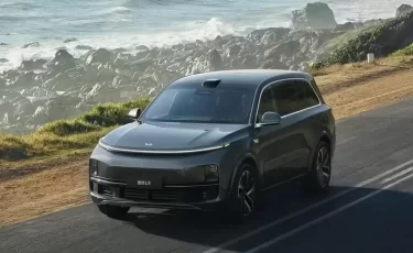 Автосалоны Li Auto официально начали работу в двух городах Казахстана
