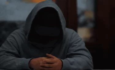 Вслед за «Человеком в маске» в Казахстане появился «Странник в маске»