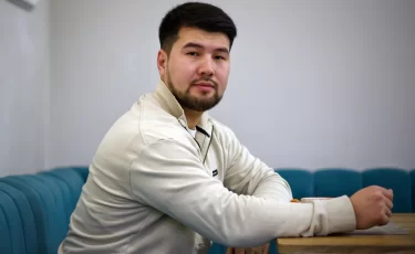 Казахстанец сформировал инвестиционный портфель на миллион тенге — только на кешбэке