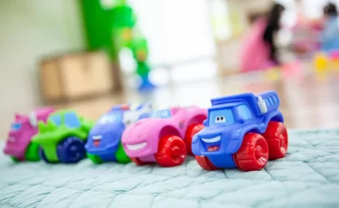 Игрушку сломали в детсаду: можно ли взыскать деньги через суд