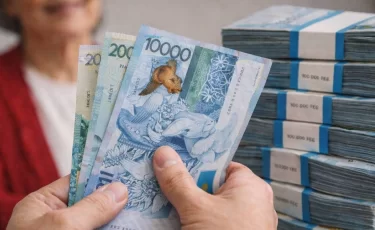 Кто из пенсионеров в Казахстане получит самую большую прибавку в 2026 году