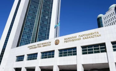 Новые правила для банков приняты в РК: главные тезисы закона