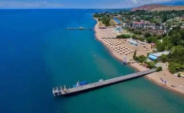 Казахстан превратит свои пансионаты на Иссык-Куле в 4-звездочные отели