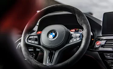 BMW X3 «сошли с ума»: новые кроссоверы сами крутят рулем