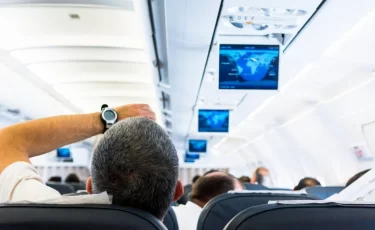 Интернет в самолетах Air Astana и поездах КТЖ: названы сроки запуска