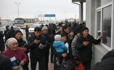 Казахстанцы застряли на границе Кыргызстана: что произошло