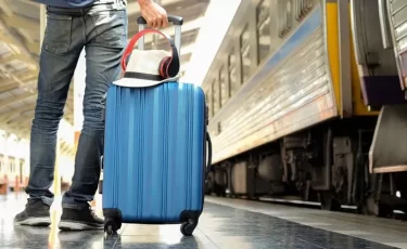 В KTЖ напомнили казахстанцам, что нельзя брать в поезд