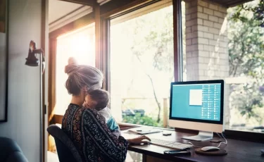 Кого нельзя уволить при сокращении штата в Казахстане