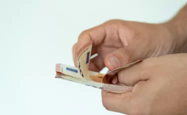 Лайфхак для работающих: как понять, сколько вам добавят к зарплате в 2026 году