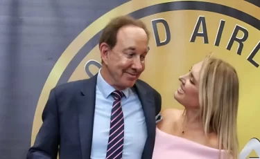 Скандал в Air Astana: жена Питера Фостера прервала молчание