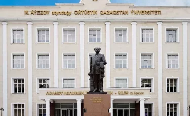 Скандал в ЮКУ: за что отдают под суд бывшее руководство вуза в Шымкенте