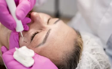 Косметолог заставила пациентку оформить кредит на 2 млн тенге в Актобе