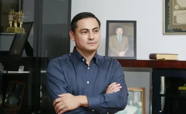 Шухрат Ибрагимов получил статус крупного участника сразу в двух финансовых компаниях