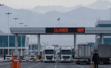 На границах Казахстана усилили контроль: что происходит и есть ли риск эпидемии