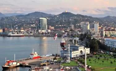 Казахстанцы теперь могут летать к Черному морю без пересадок