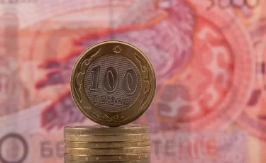 Банки РК накопили рекордный капитал: что это значит для вкладов и кредитов