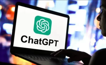 Казахстанцы выбирают ChatGPT, а не отечественный KazLLM - Токаев