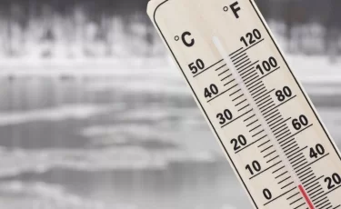 Штормовое предупреждение: снег, гололед и туман накроют 14 областей Казахстана