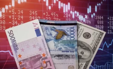 Доллар и евро сохраняют позиции к тенге 22 февраля