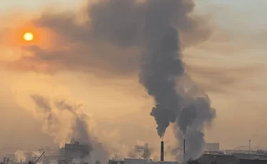 Усть-Каменогорск задыхается: превышения ПДК выросли в 10 раз