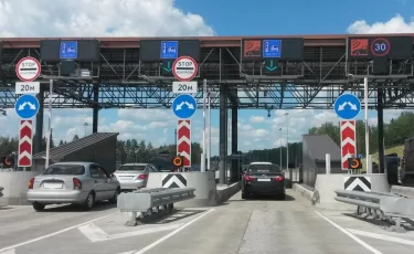 Платных дорог станет больше: какие направления добавят