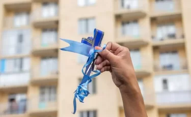 Купить квартиру за 74 млн тенге, вложив 47 млн? Эксперт поделился стратегией