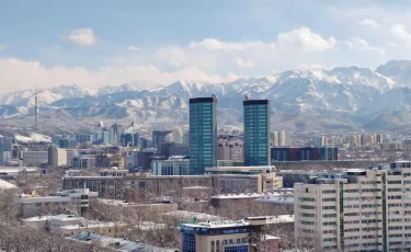 Горы поднимают цены: где в Алматы квартиры на 20% дороже