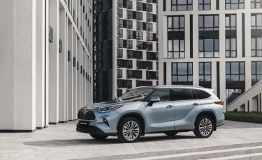 Toyota отзывает 550 тыс. Highlander из-за дефекта сидений