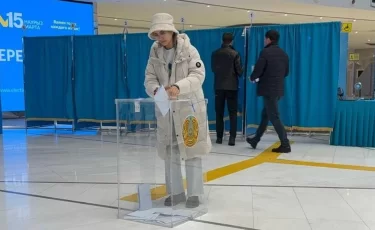 Явка на референдум в Казахстане к 12:00 превысила 37 процентов