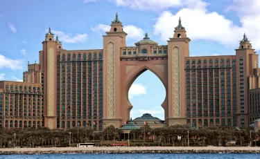 Стоимость отелей на популярном у казахстанцев курорте резко рухнула