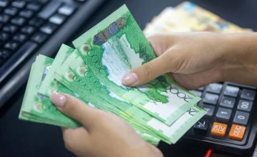 Курс валют в Казахстане: сколько стоят доллар, евро и рубль