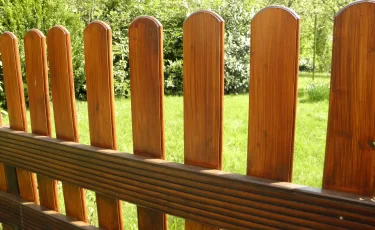 Сосед передвинул забор: как вернуть свою землю по закону