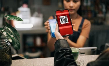 Единый QR в Казахстане: когда он реально заработает