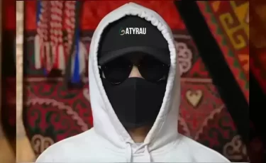 «Человек в маске» исполнил мечту девочки-инвалида и поддержал ее семью