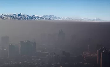 Смог и загрязнение воздуха продолжаются в трёх городах Казахстана