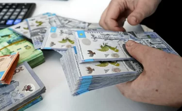 АРРФР напомнило: банки не могут навязывать страховку при кредите