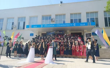 Родителей в Алматы возмутили сборы по 200 тысяч на выпускной