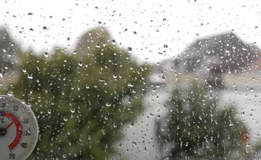 Дожди, грозы и ветер: какой будет погода в Казахстане 10 апреля