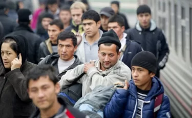 С 13 апреля в Казахстане меняют правила для трудовых мигрантов