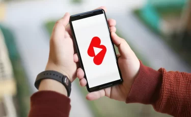 YouTube разрешит отключать Shorts: как убрать «залипательную» ленту