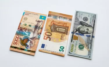Курсы валют в банках Казахстана на 17 апреля