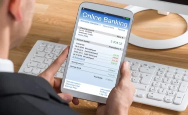 Перевели деньги на карту и требуют вернуть: как не стать дроппером