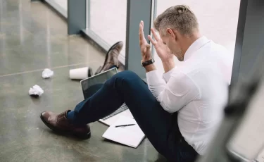 За год в Казахстане закрылись почти 65 тыс. ИП