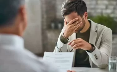 Сулейменов: при доходе 200 тысяч кредит на 50 млн могут не дать