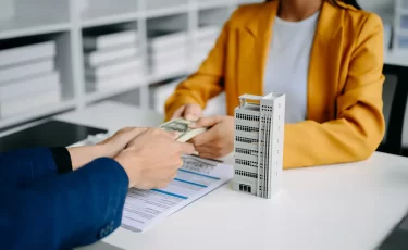 В Казахстане введут новые требования к рассрочкам